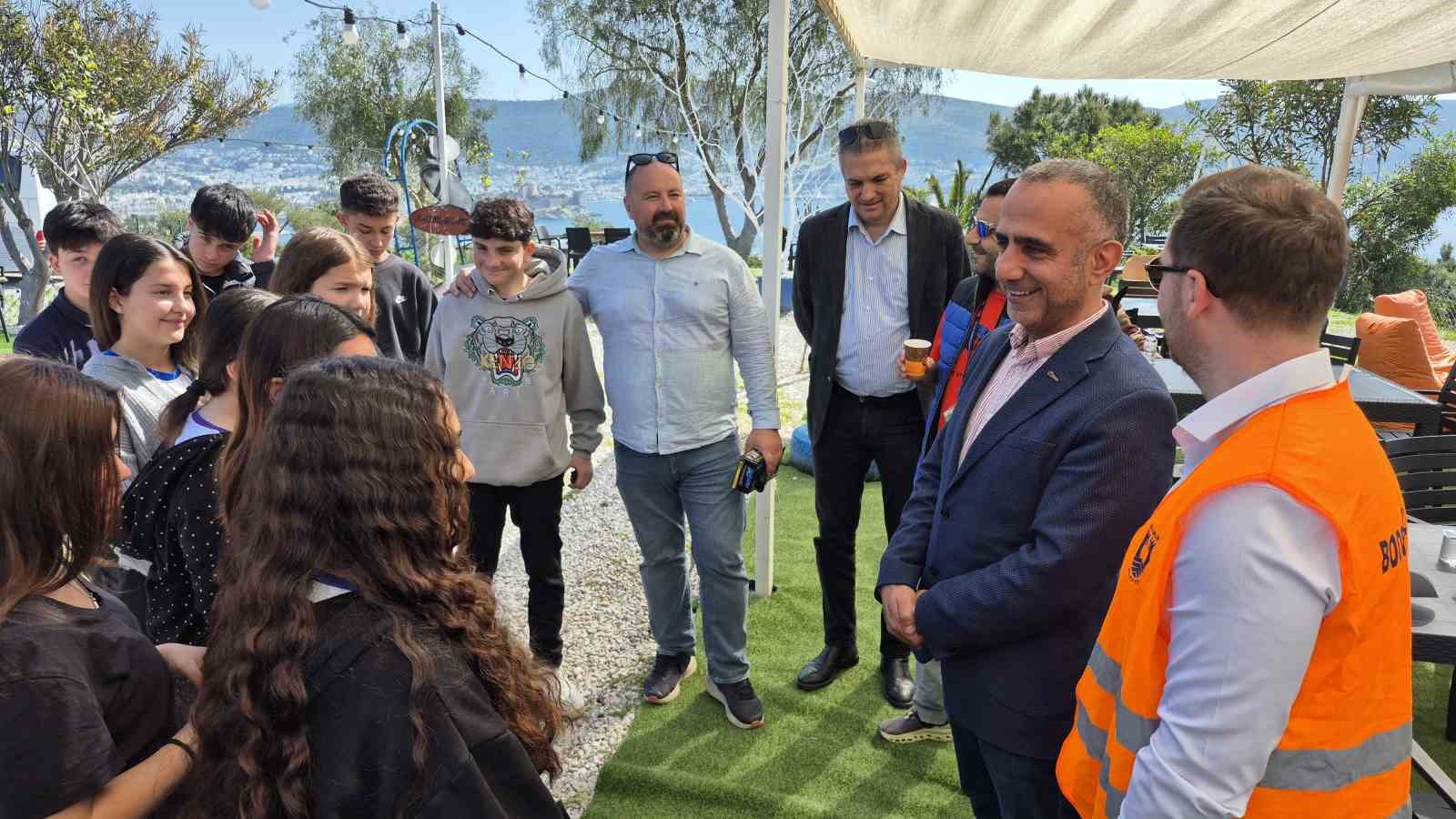 Bodrum’da turizmciler ve lise