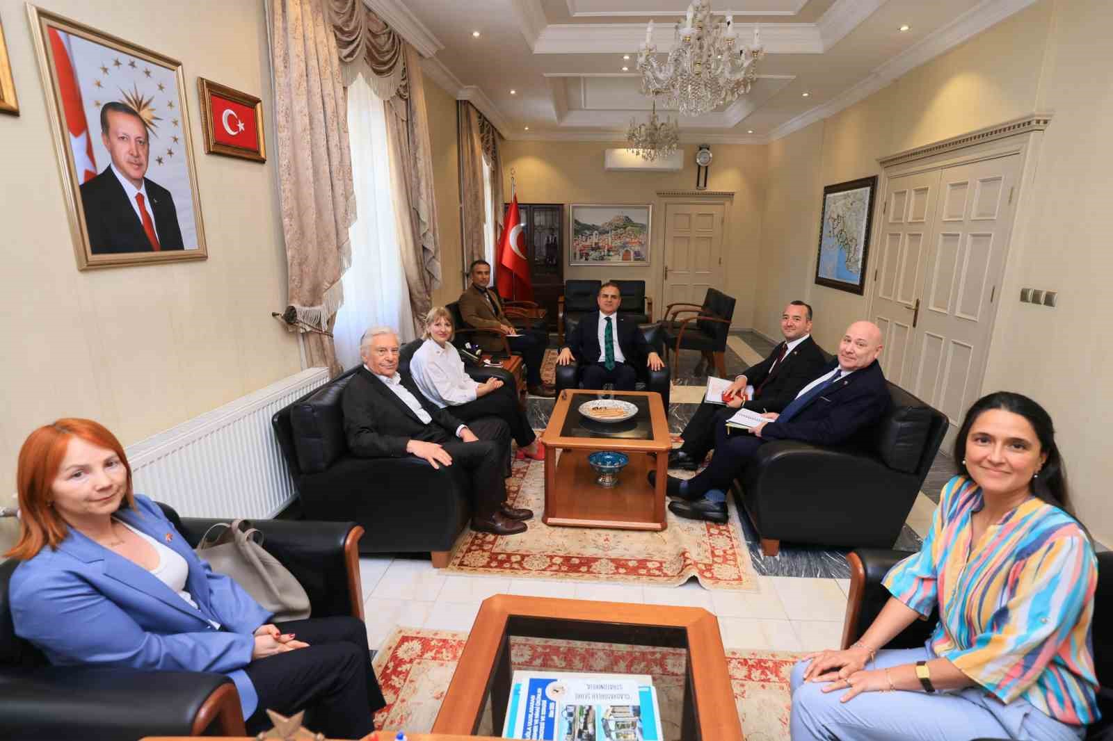 Birleşik Krallık büyükelçisi Vali Akbıyık ve Başkan Aras’ı ziyaret etti Birleşik Krallık Büyükelçisi Jill