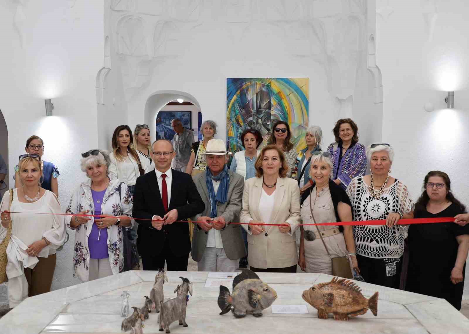 Sanat kardeşliği sergisi Menteşe’de açıldı Dünya Sanat Günü olan
