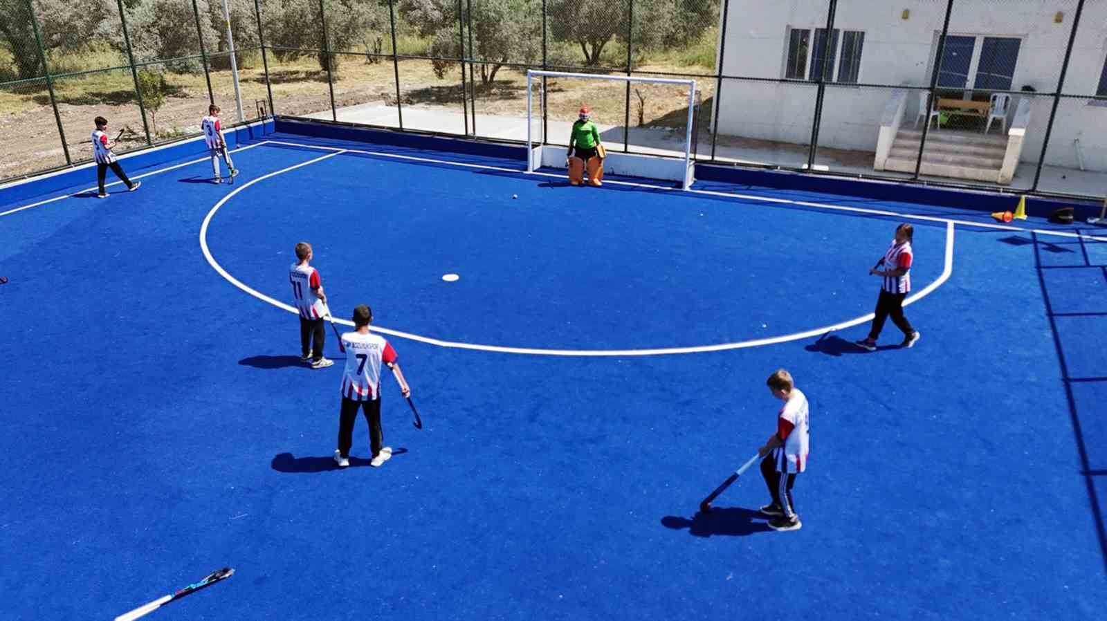 Bozüyük çim hokeyi sahasına kavuştu Muğla Büyükşehir Belediyesi tarafından