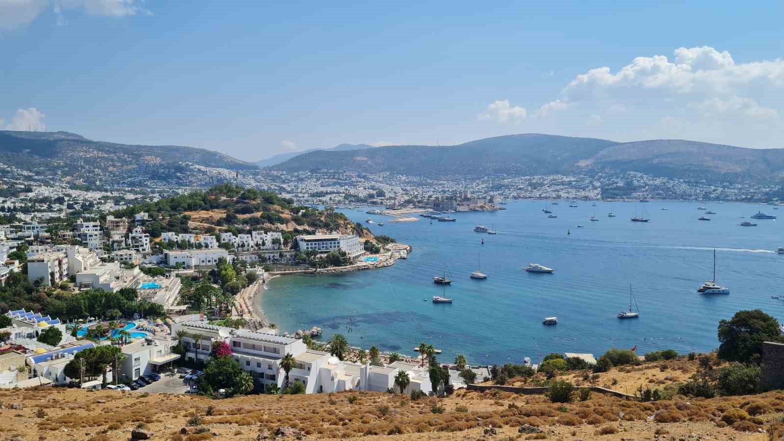 Muğla’nın Bodrum ilçesindeki koylarda