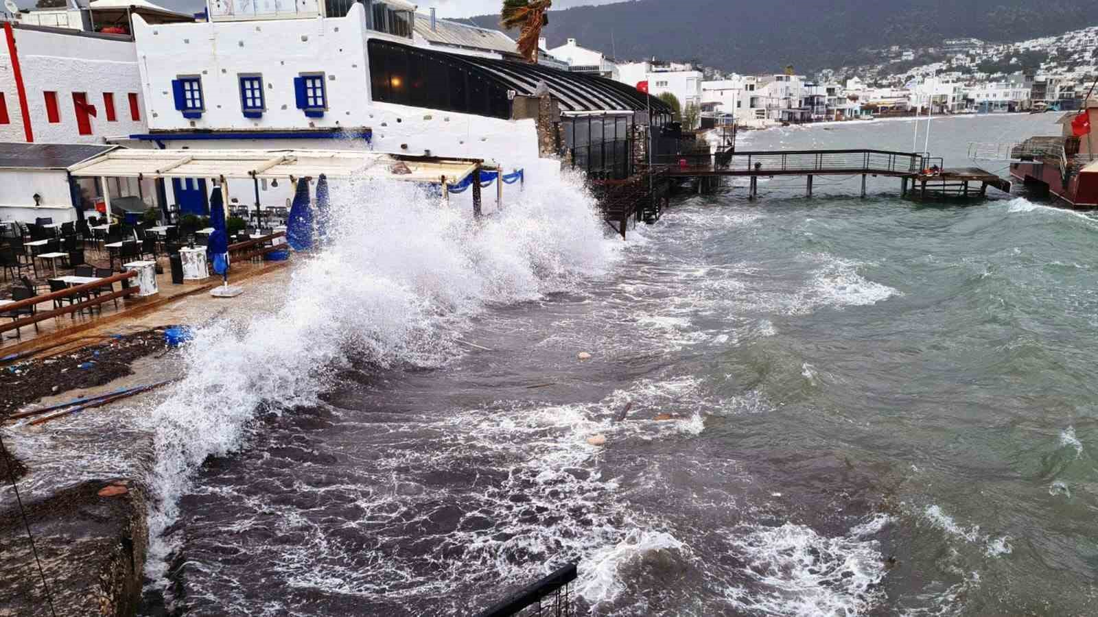 Meteorolojiden Bodrum-Marmaris arası denizde fırtına uyarısı Meteoroloji 4. Bölge Müdürlüğü