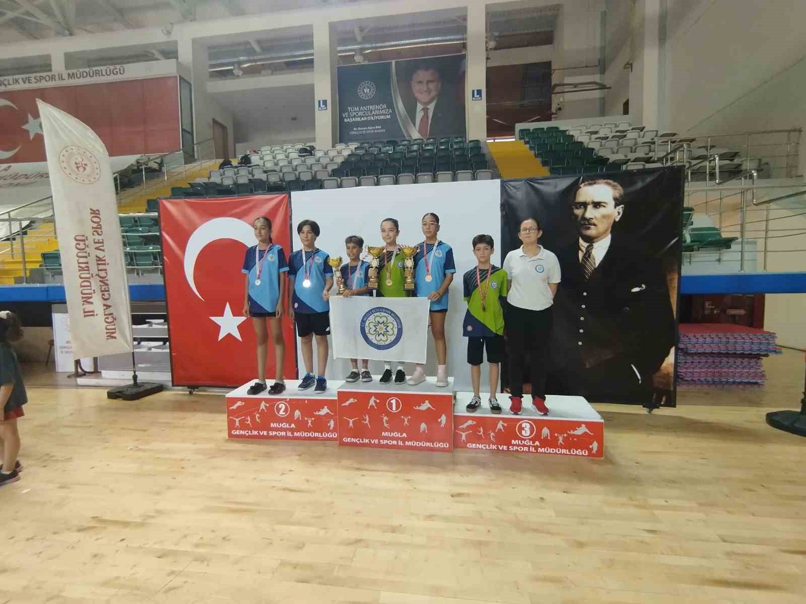 Büyükşehir masa tenisi sporcuları zirvede Muğla Büyükşehir Belediyesi Spor