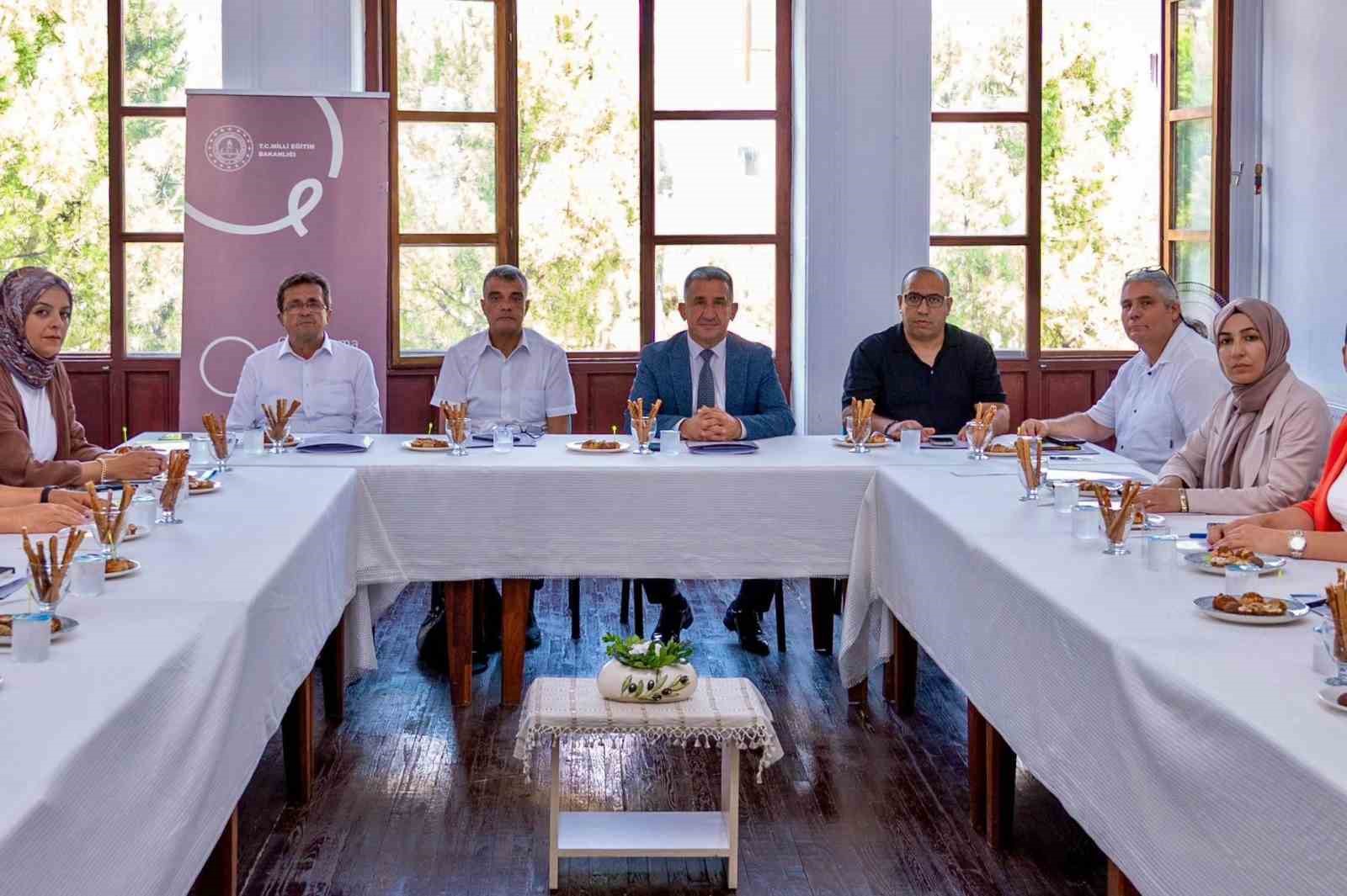 Muğla’nın Menteşe ilçesinde hayat