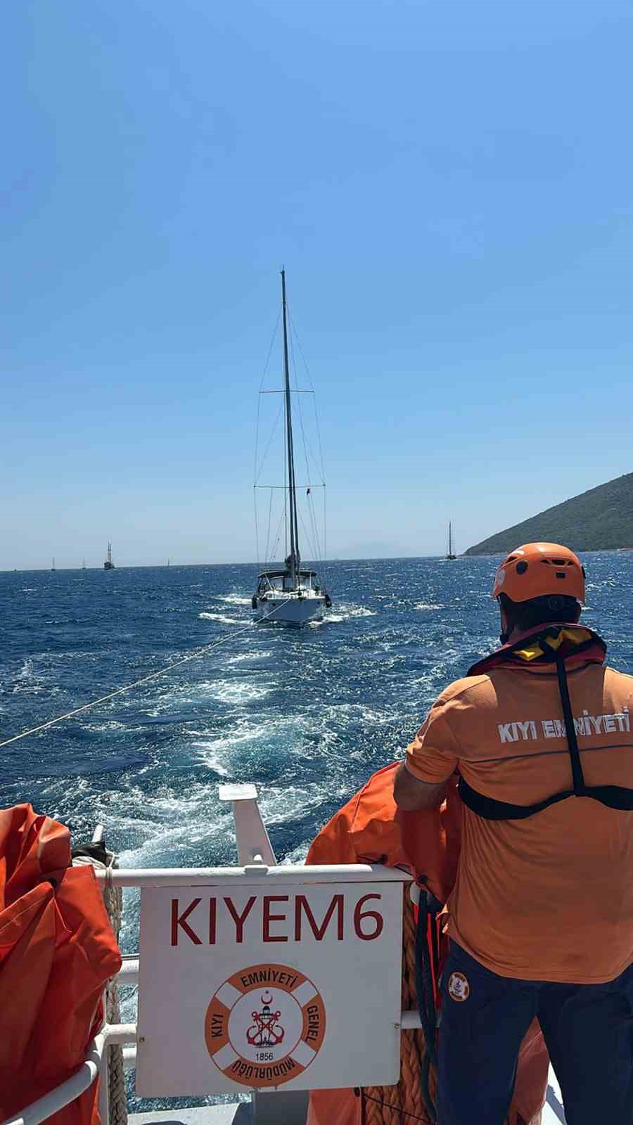 Bodrum’da arızalanan ve açık denizde sürüklenen tekne kurtarıldı Muğla’nın Bodrum ilçesi Karaada
