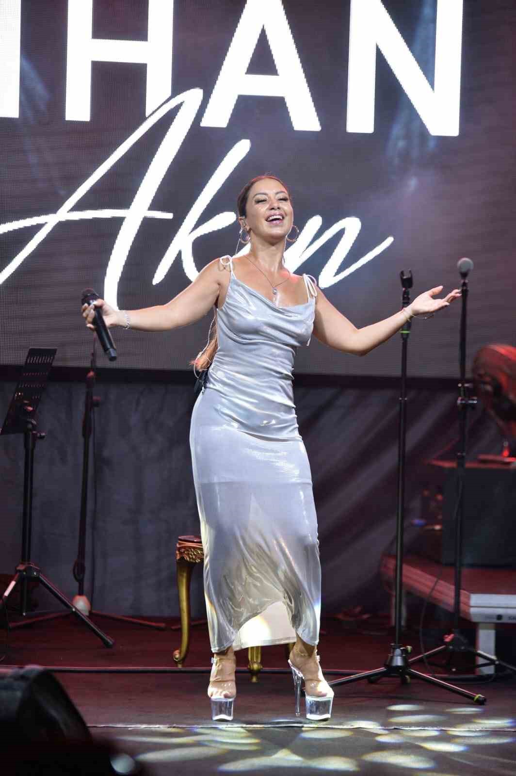 Türk pop müziğinin sevilen