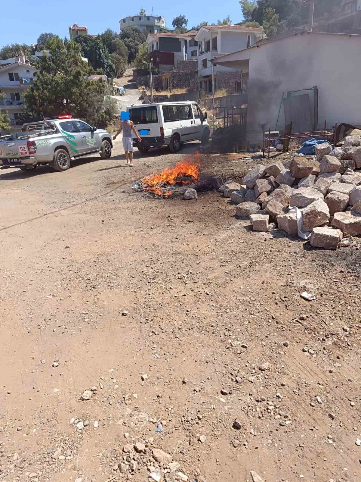 Marmaris’te ormana yakın alanda temizlik ateşi yakan şahıs gözaltına alındı Marmaris’in Beldibi Mahallesi’nde bir