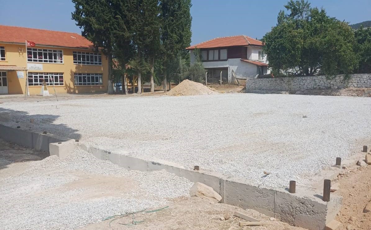Muğla’nın Menteşe ilçesinde gençlerin