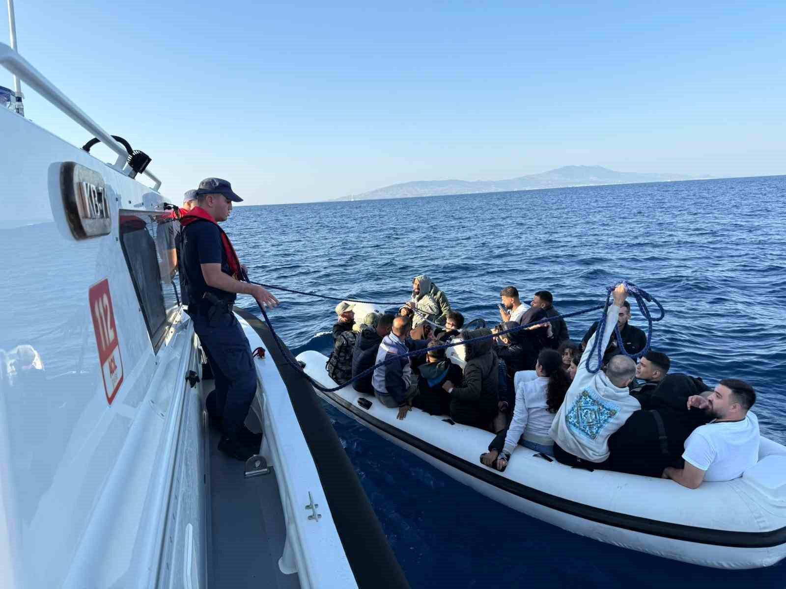 Muğla’nın Bodrum ilçesinde 5’i çocuk 24 düzensiz göçmen yakalandı, 2