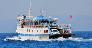 Fırat AKAY / BODRUM( Muğla), (DHA)-MUĞLA'nın Bodrum ilçesinde, denizlerde fırtına