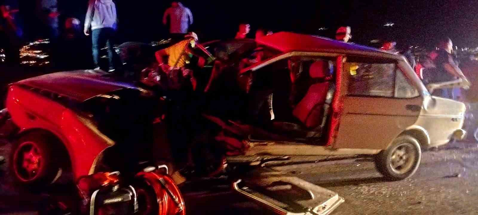 Muğla’nın Menteşe ilçesinde meydana gelen trafik kazasında 2’si ağır 4
