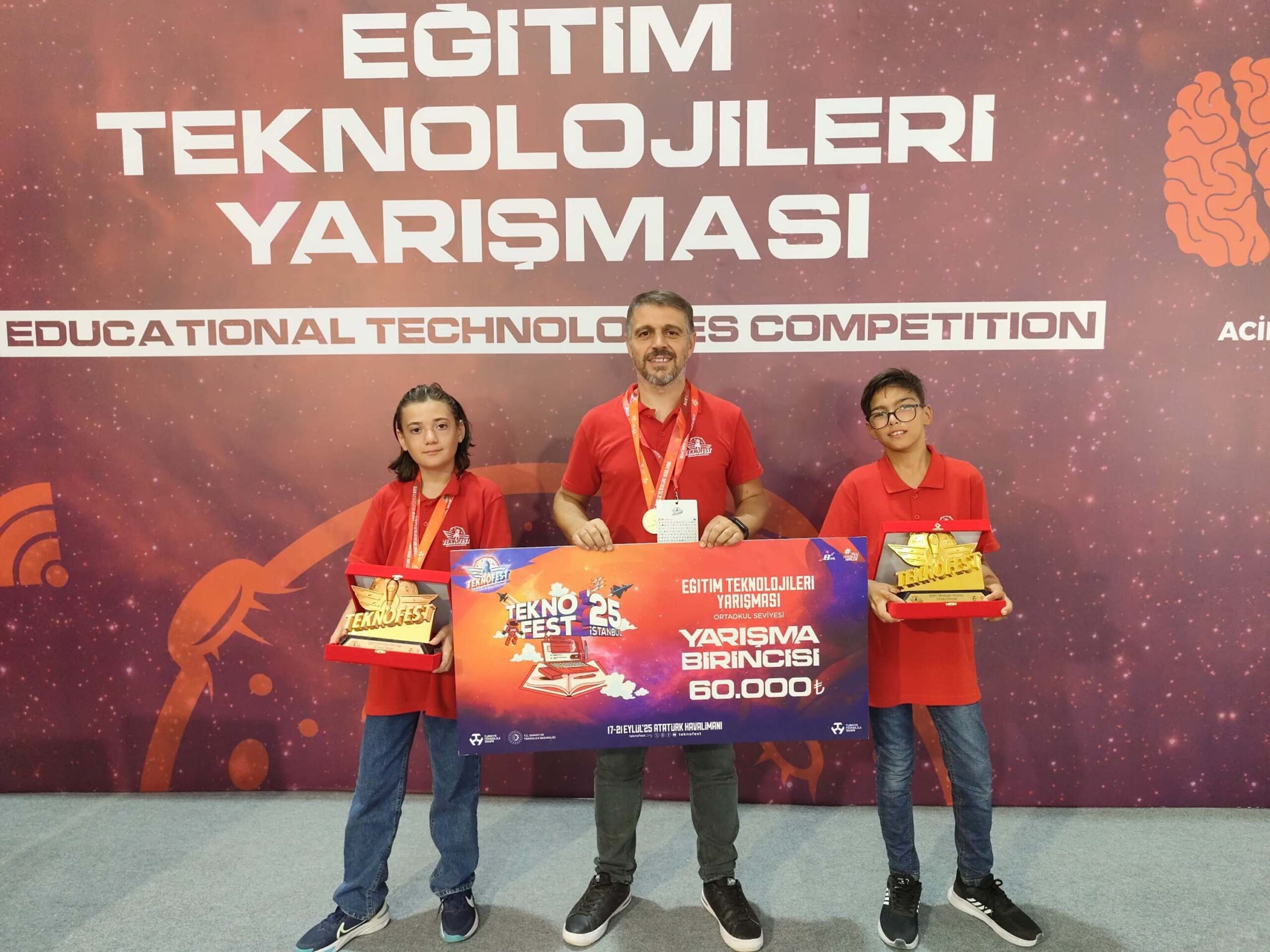 Cavit AKGÜN/MUĞLA, (DHA)- MUĞLA'nın Yatağan ilçesindeki Turgut Şehit Güngör Çetinkaya