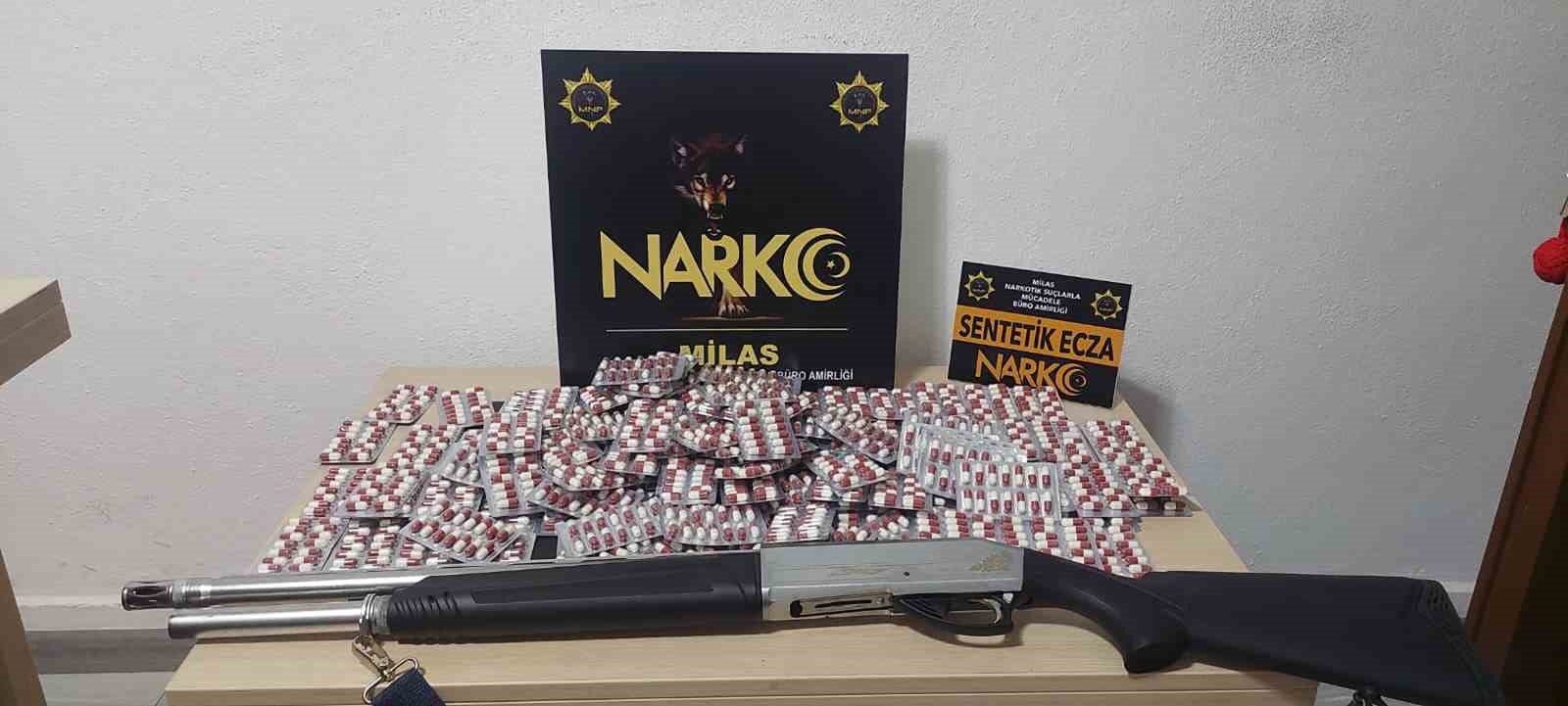 Muğla Emniyet Müdürlüğü ekipleri tarafından Milas ilçesinde gerçekleştirilen uyuşturucu operasyonunda