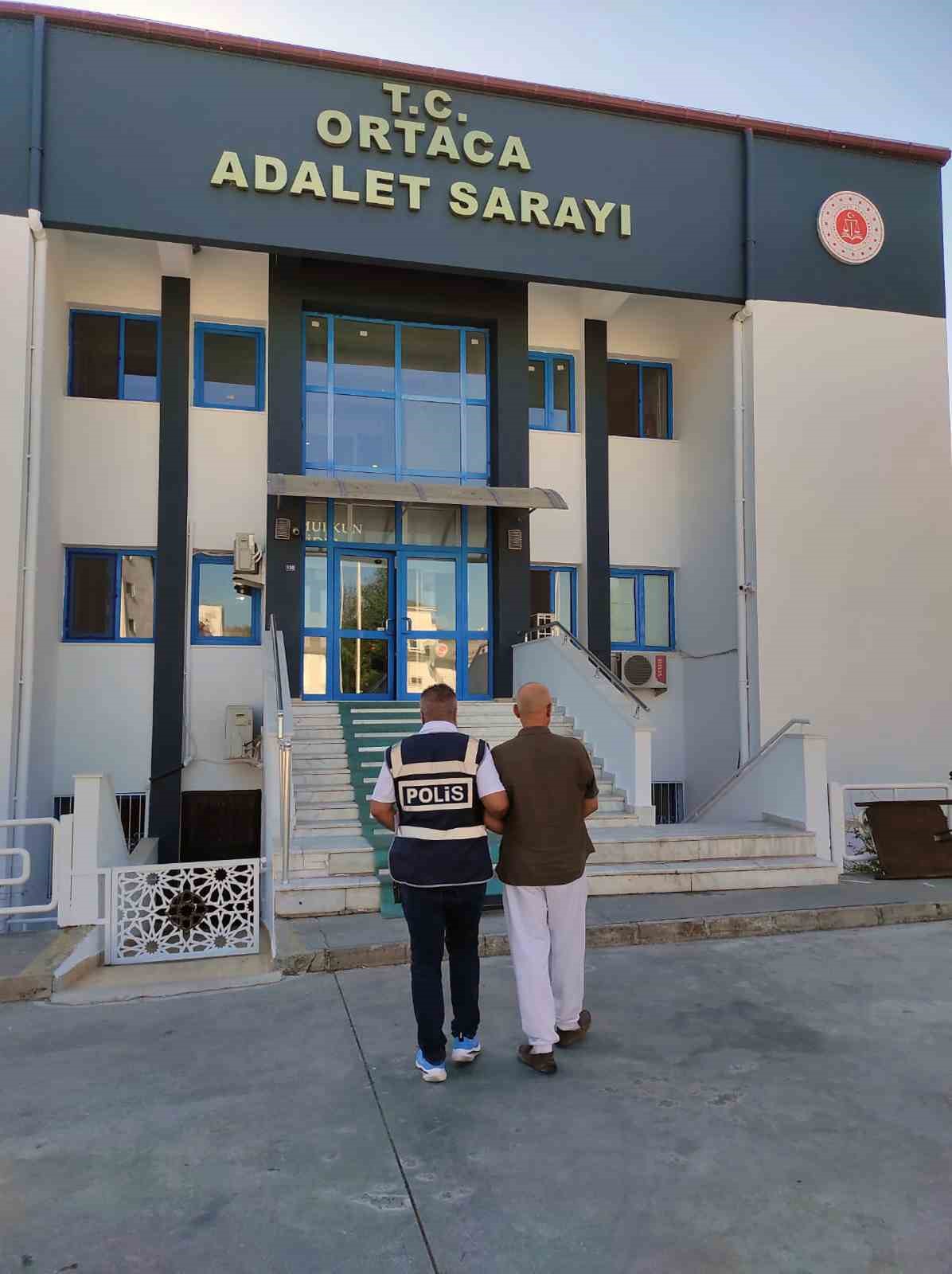 Dalaman İlçe Emniyet Müdürlüğü ekipleri tarafından aranan şahıslara yönelik yapılan