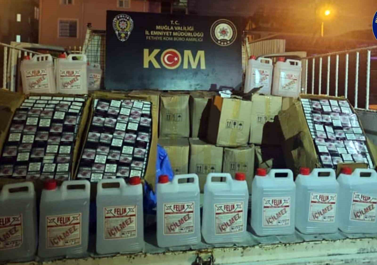 Bin 980 litre sahte şarap ele geçirildi Muğla’nın Fethiye ilçesinde KOM Şube Müdürlüğü ekipleri tarafından bir eve