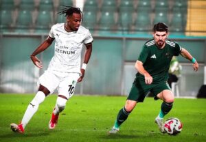 BODRUM, (DHA)- 1'inci Lig'de zirve yarışını çok yakından ilgilendiren maçta