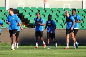 Fırat AKAY / BODRUM,(DHA)- TFF 1'inci Lig'de Ege derbisinde Manisa