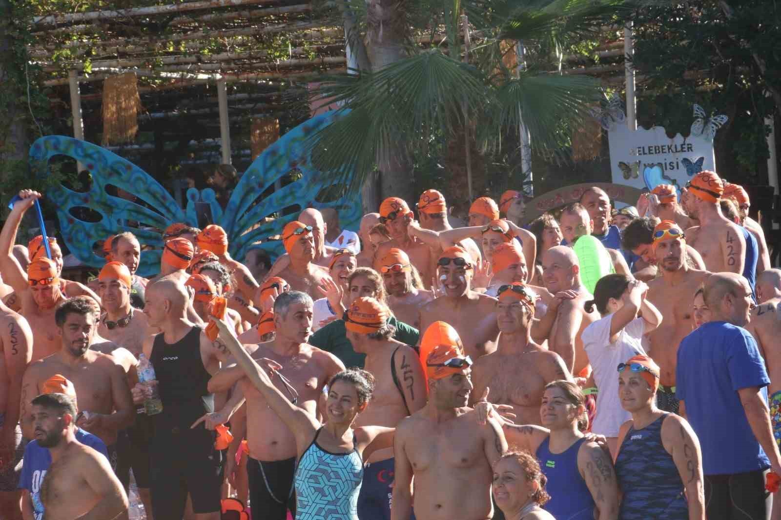 Fethiye’de Açık Su Yüzme Yarışı gerekleştirildi Muğla’nın Fethiye ilçesinde düzenlenen 6. Uluslararası Spor Festivali, açık su