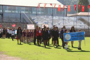 Muğla’nın Fethiye ilçesinde 29 Ekim Cumhuriyet Bayramı’nın 102. yıldönümü, tüm