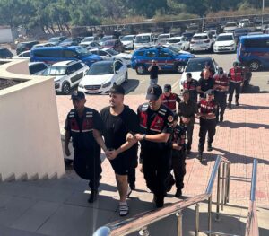 Fırat AKAY/BODRUM (Muğla), (DHA)-MUĞLA'nın Bodrum ilçesinde jandarmanın düzenlediği operasyonda, İstanbul'da