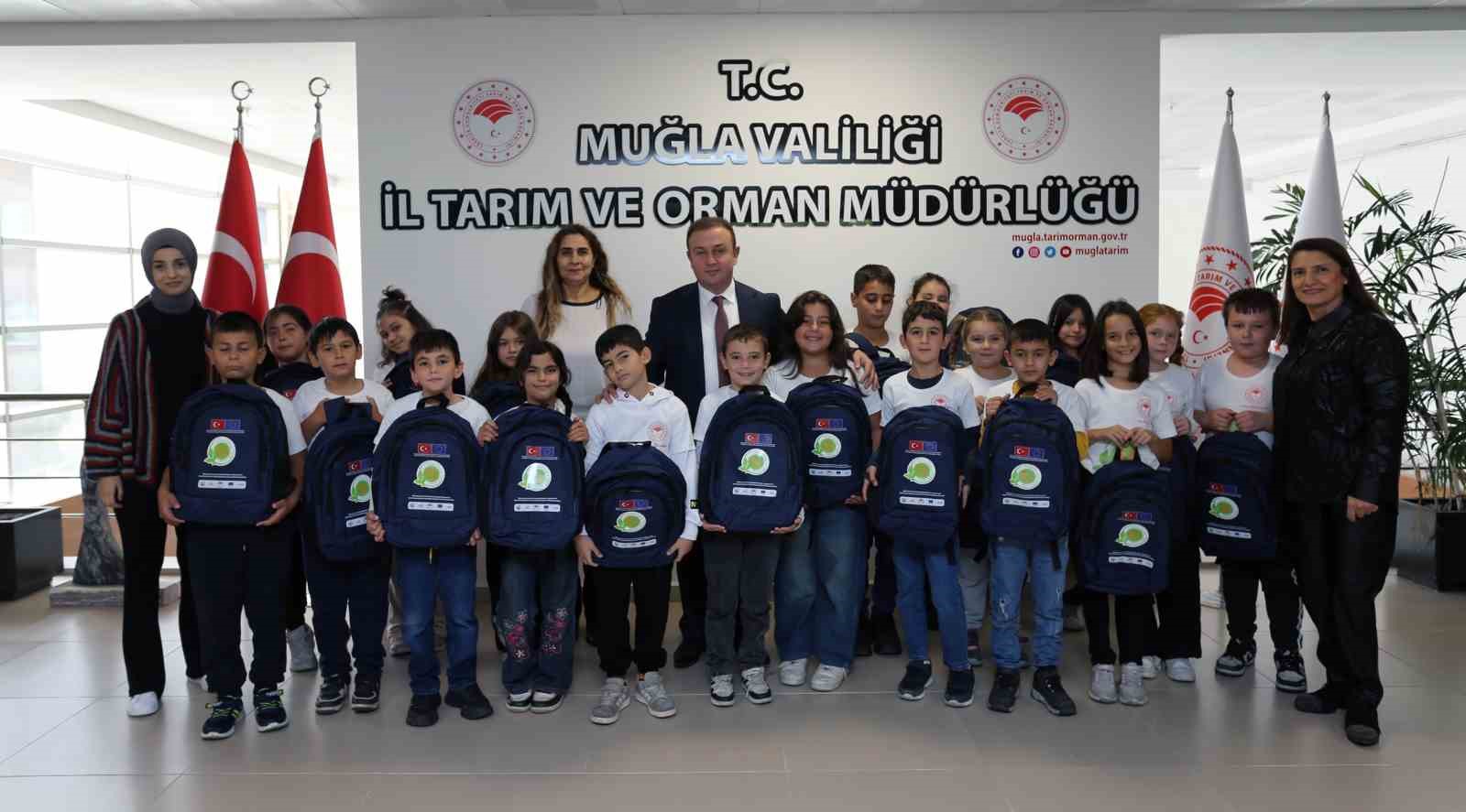 ‘Lider Çocuk Tarım Kampı’ programı sona erdi Tarım ve Orman Bakanlığı Eğitim ve Yayın Dairesi Başkanlığınca, ilköğretim