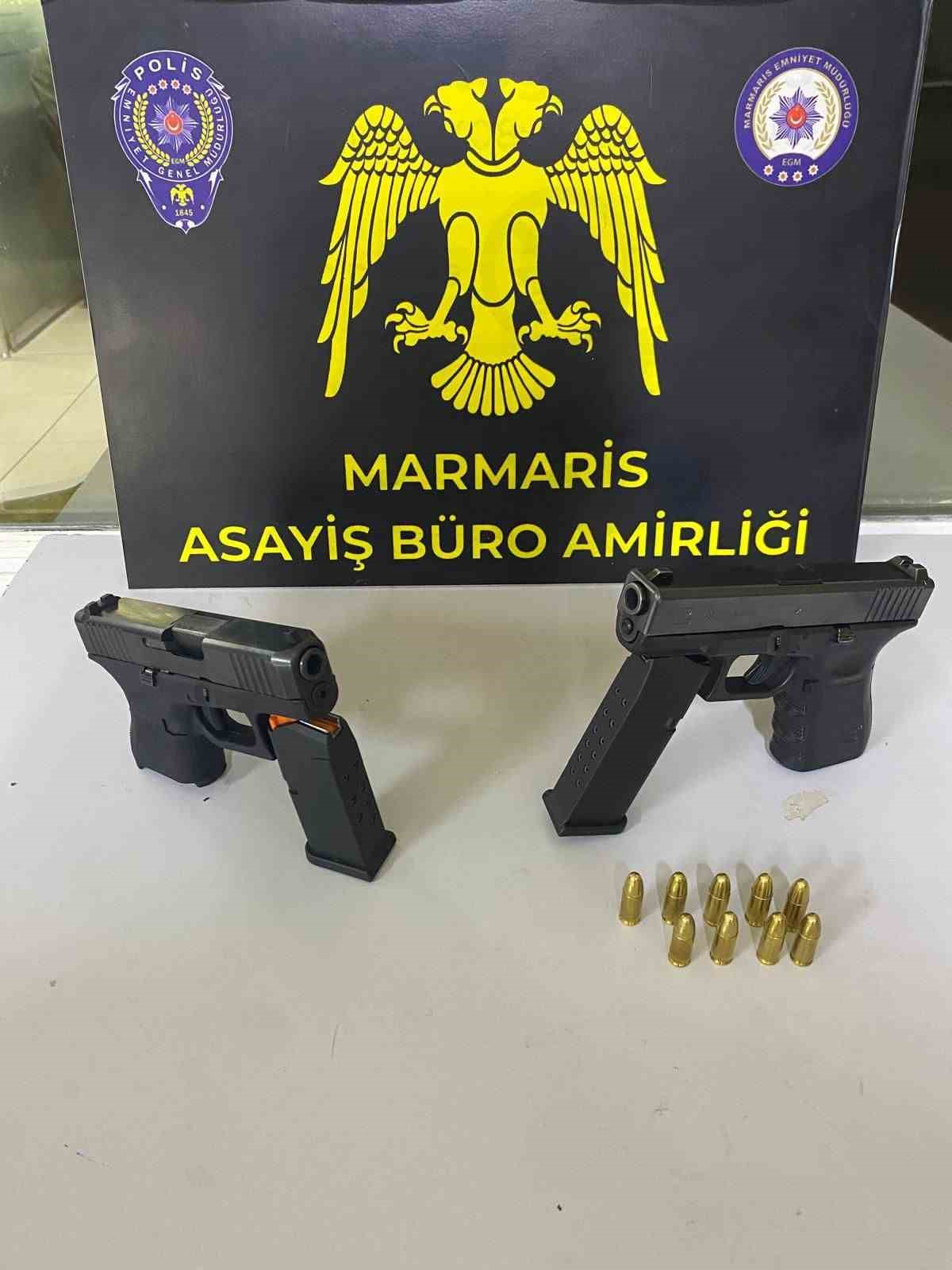 Marmaris’te silahlı çatışma: 3 gözaltı Muğla’nın Marmaris ilçesinde iki grup arasında çıkan silahlı çatışmada 3