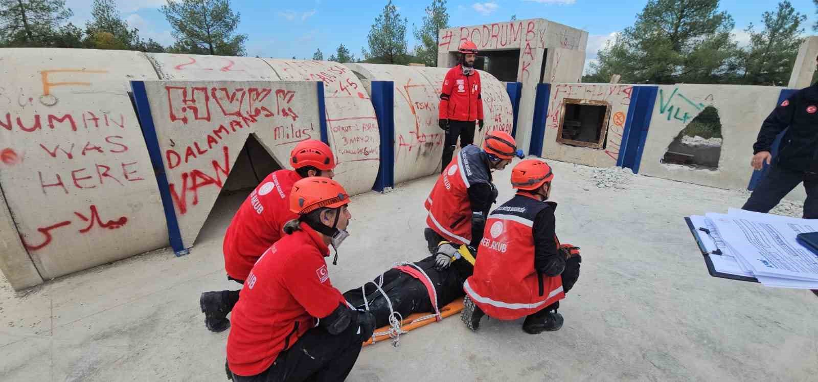 Milli Eğitim Bakanlığı Arama Kurtarma Birimi (MEB AKUB) Muğla ekibi