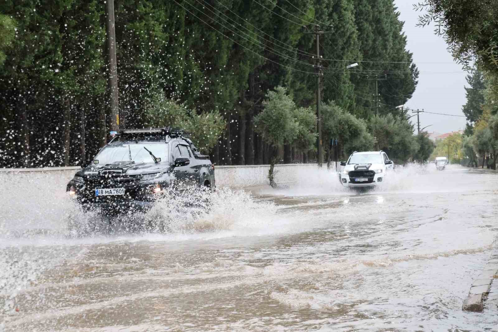 Muğla Büyükşehir Belediyesi sosyal medya hesabından ve cep telefonlarına gönderilen