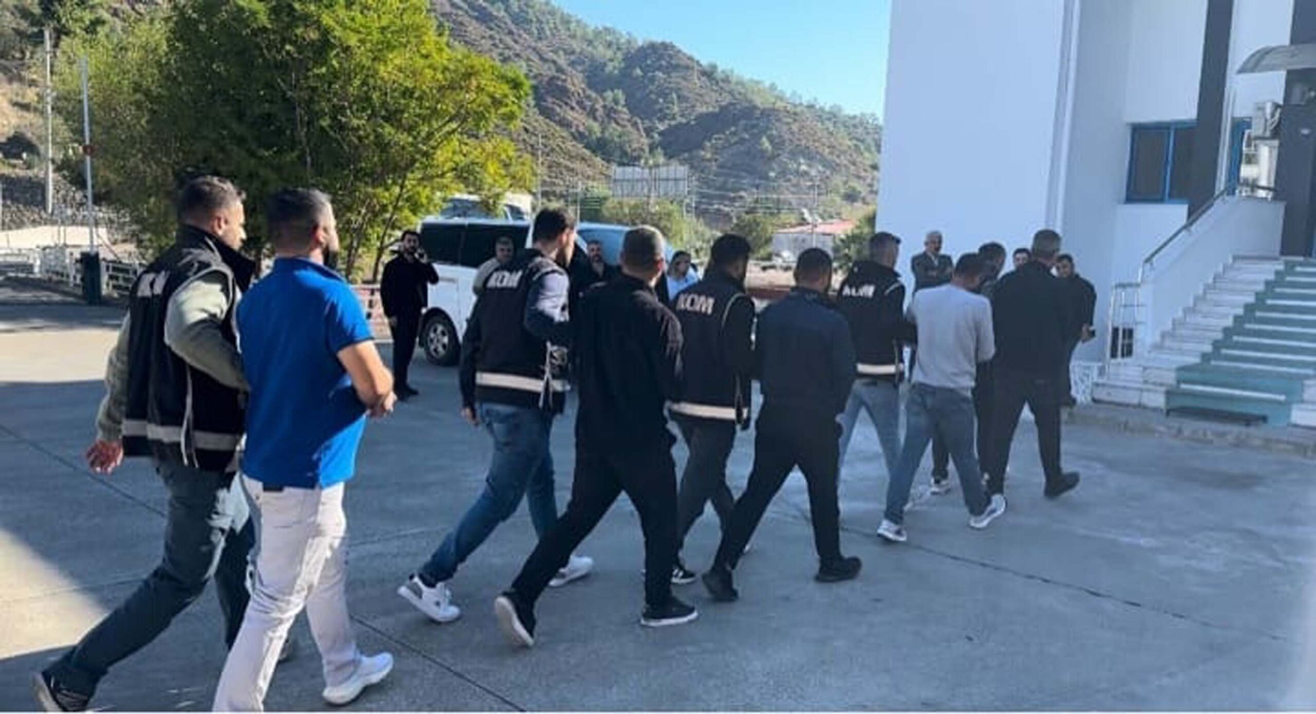 Cavit AKGÜN/MUĞLA, (DHA)- MUĞLA merkezli 3 ilde, polisin tefecilere yönelik