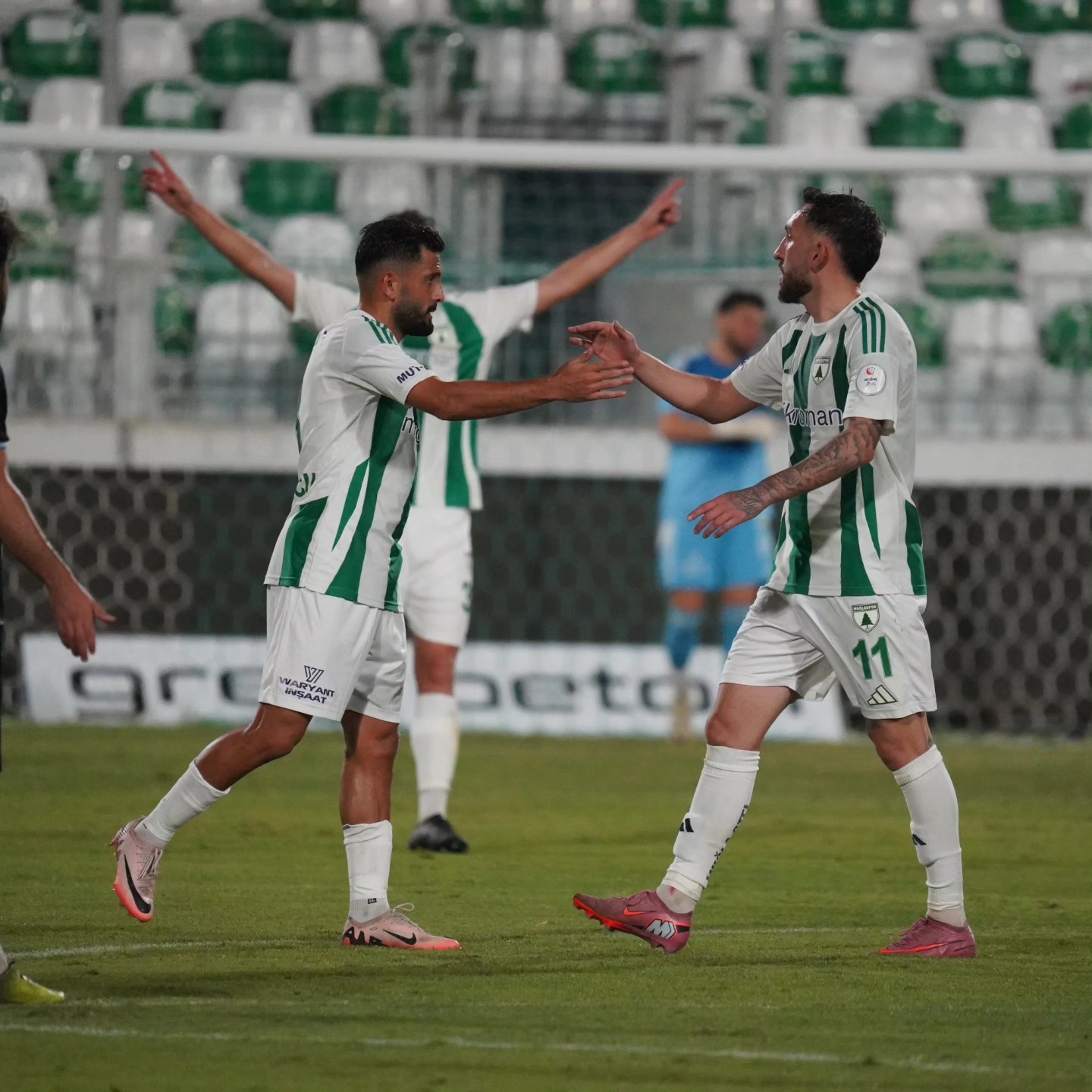 MUĞLA, (DHA) - 2'nci Lig Beyaz Grup ekiplerinden Muğlaspor, 18
