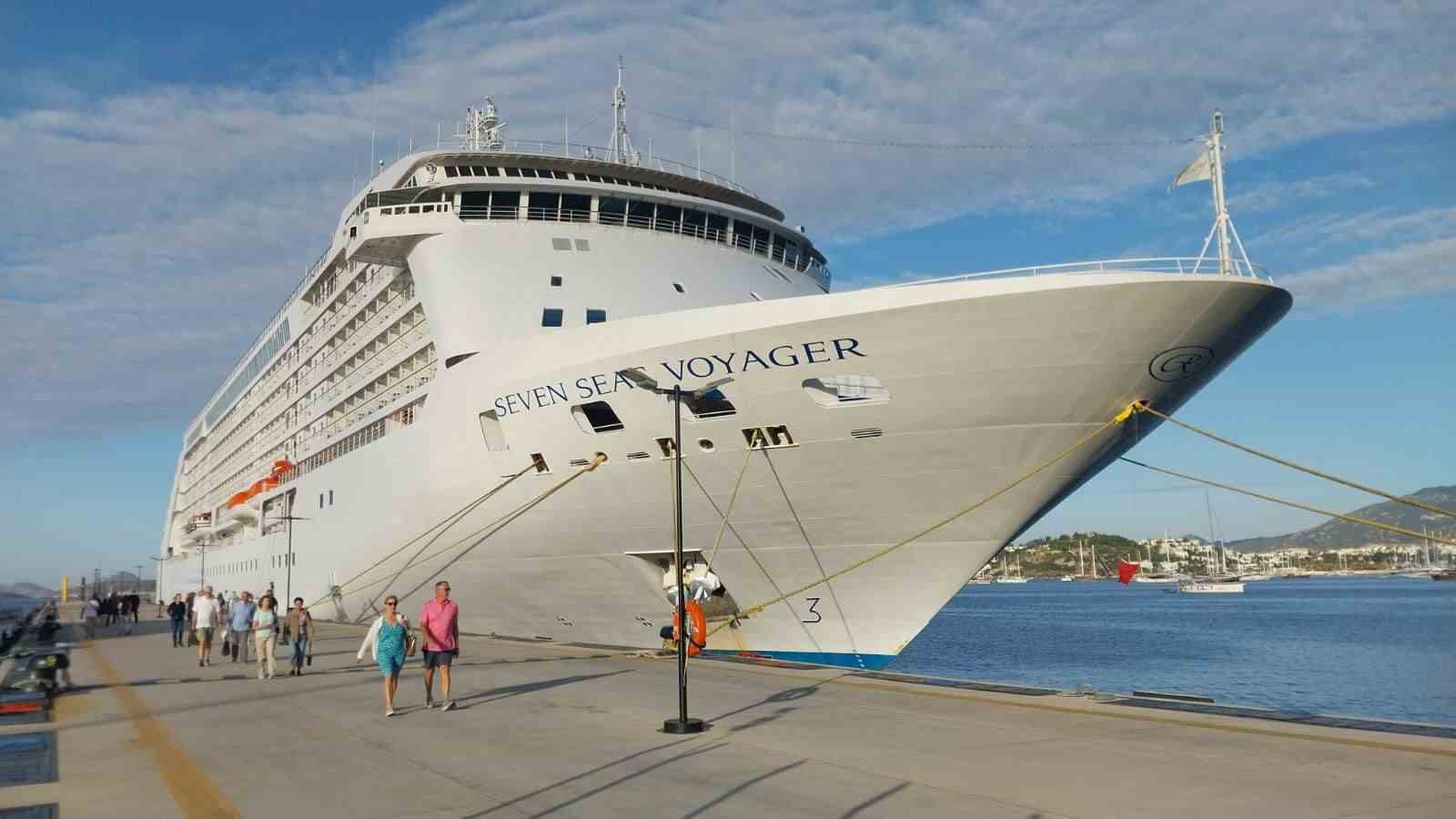 Seven Seas Voyager, Bodrum’a geldi Muğla’nın Bodrum ilçesine gelen "Seven Seas Voyager" adlı yolcu gemisi,