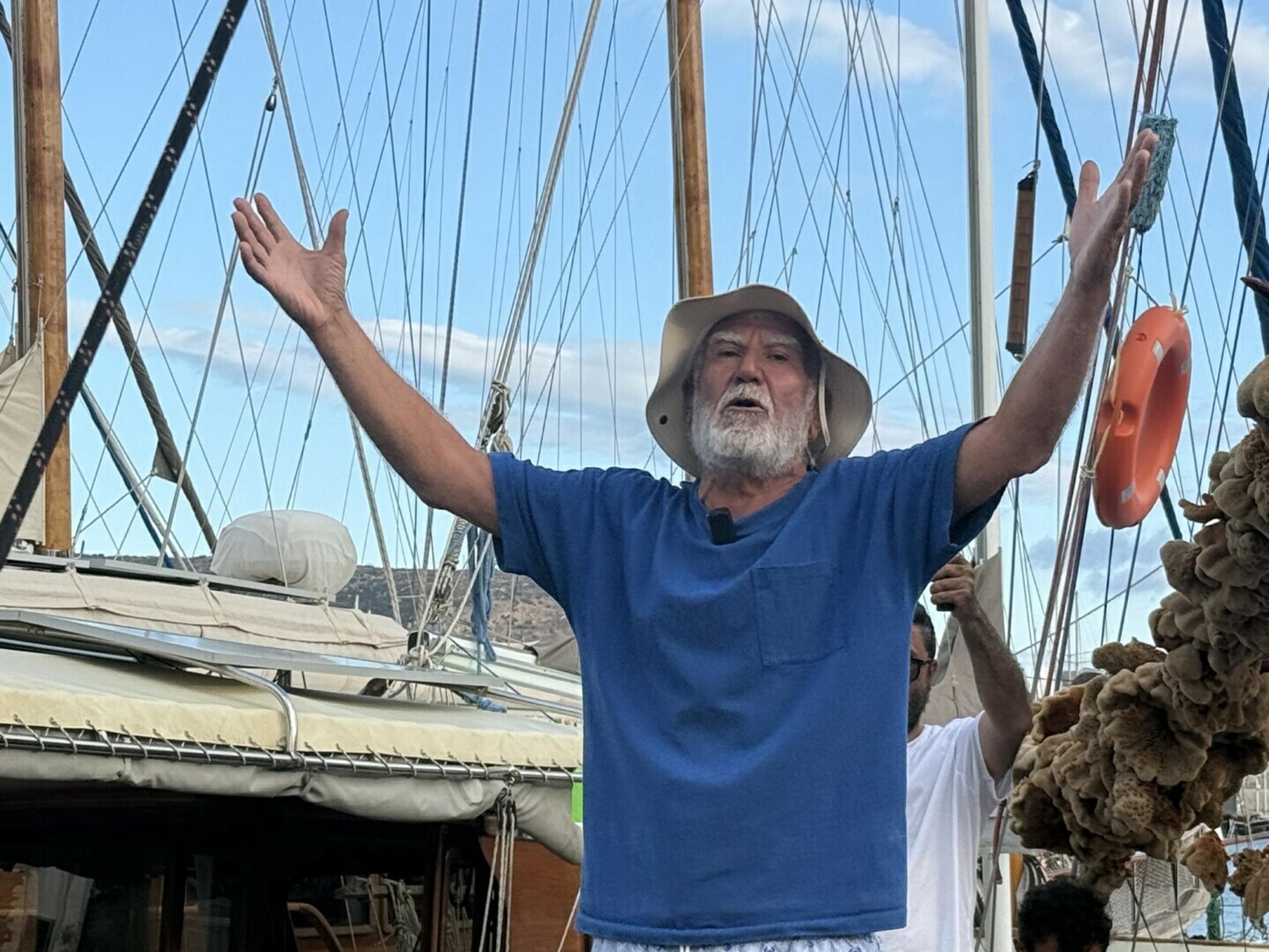 Fırat AKAY/BODRUM (Muğla), (DHA)- MUĞLA'nın Bodrum ilçesinde 'Aksona Mehmet' olarak