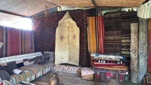 Cavit AKGÜN/MUĞLA, (DHA)- MUĞLA'nın Köyceğiz ilçesinde yaşayan Mehmet Varol (85),