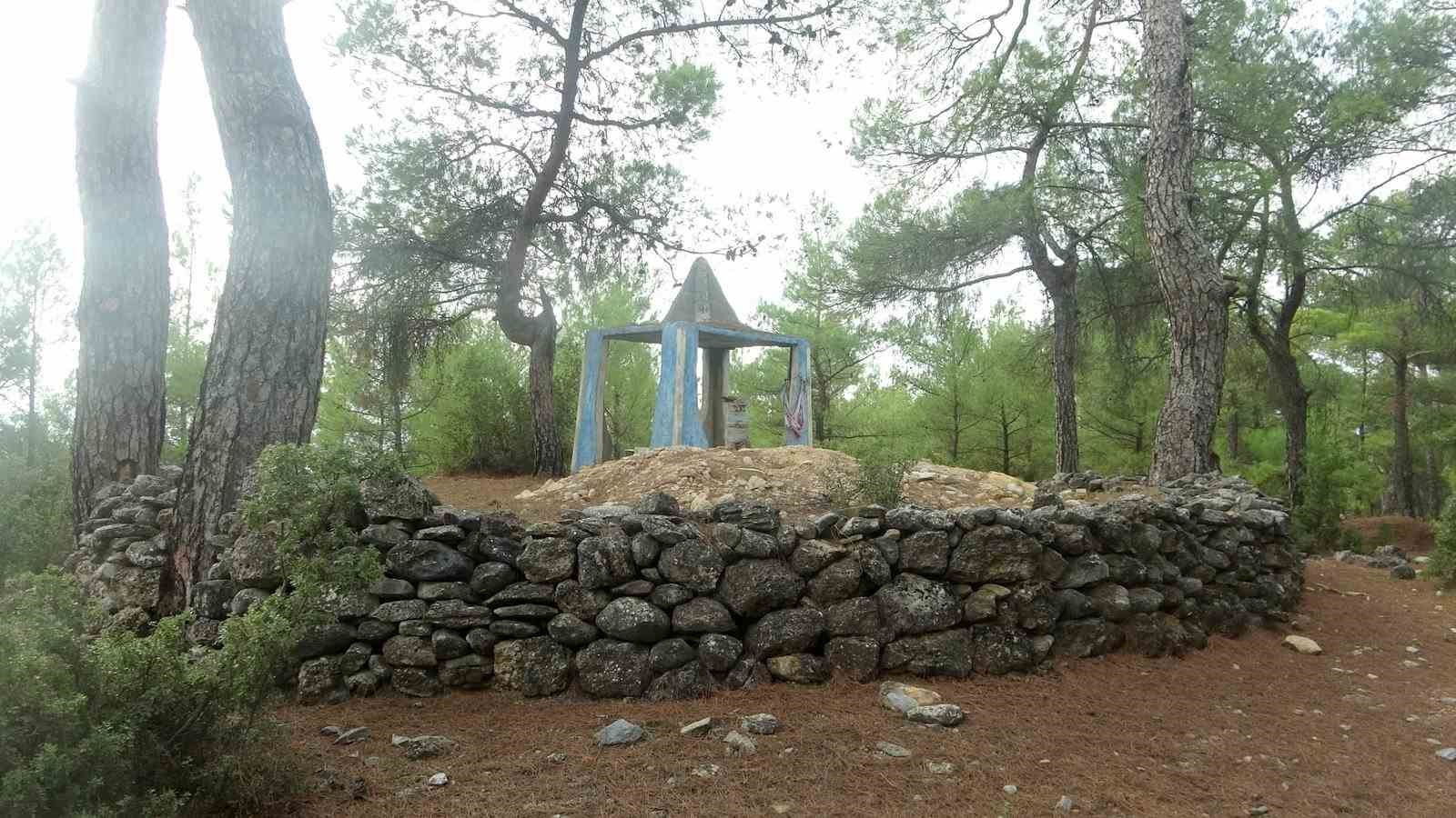 Muğla’nın Yatağan ilçesine bağlı Doğan köyü’nde bulunan ve 300 yıllık