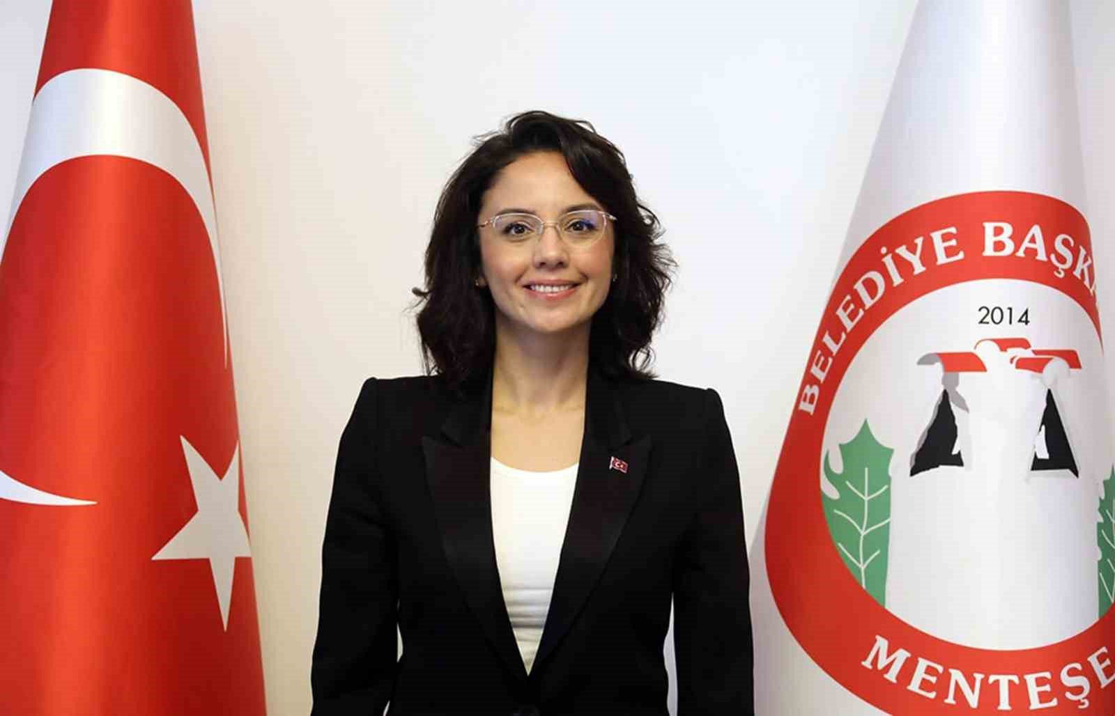 Menteşe Belediye Başkanı Gonca Köksal Aras, Türkiye Cumhuriyeti’nin kurucusu Gazi