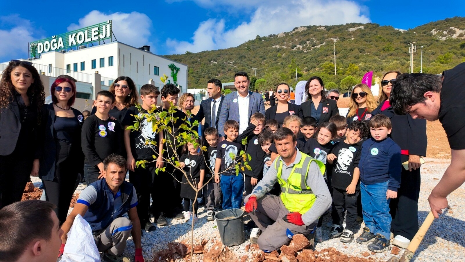 BODRUM (Muğla),(DHA)-MUĞLA'nın Bodrum Belediyesi, çocukları doğa ile buluşturmak amacıyla kentin
