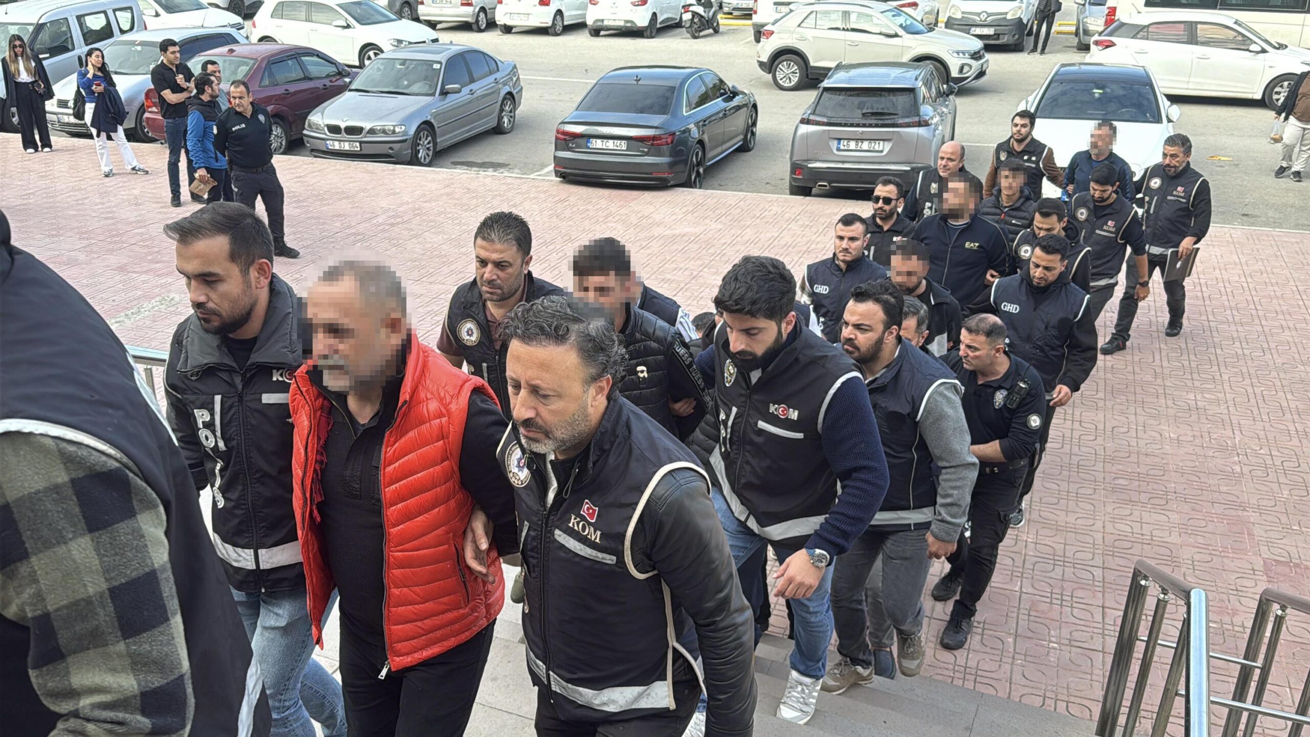 Fırat AKAY/BODRUM (Muğla), (DHA)-MUĞLA'nın Bodrum ilçesi merkezli 7 ilde, silahlı