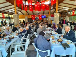 Muğla’nın Dalaman ilçesinde emekli öğretmenlere yönelik kahvaltı etkinliği düzenlendi. Kahvaltı