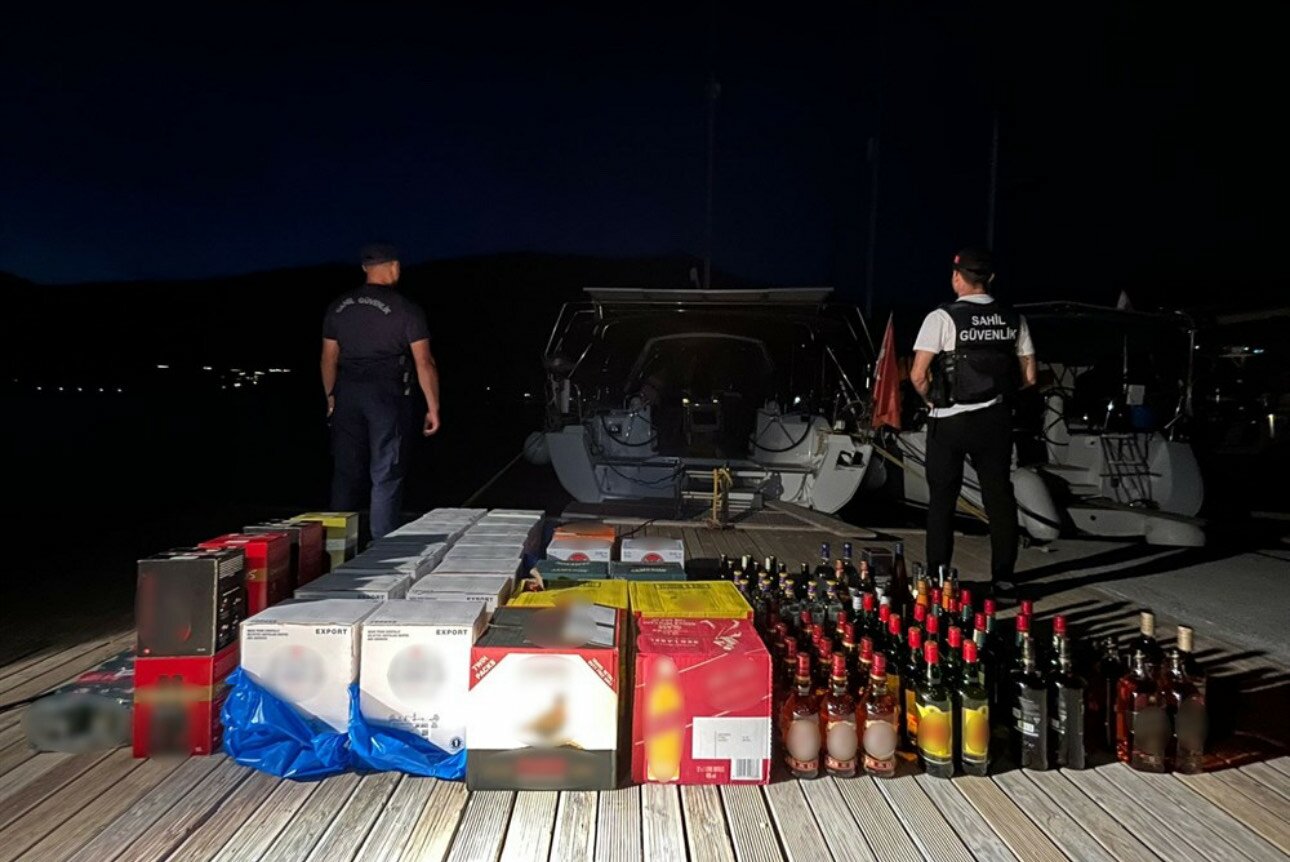 Yaren ÖZDEMİR/ MARMARİS(Muğla), (DHA)- MUĞLA’nın Marmaris ilçesi açıklarında düzenlenen operasyonda,