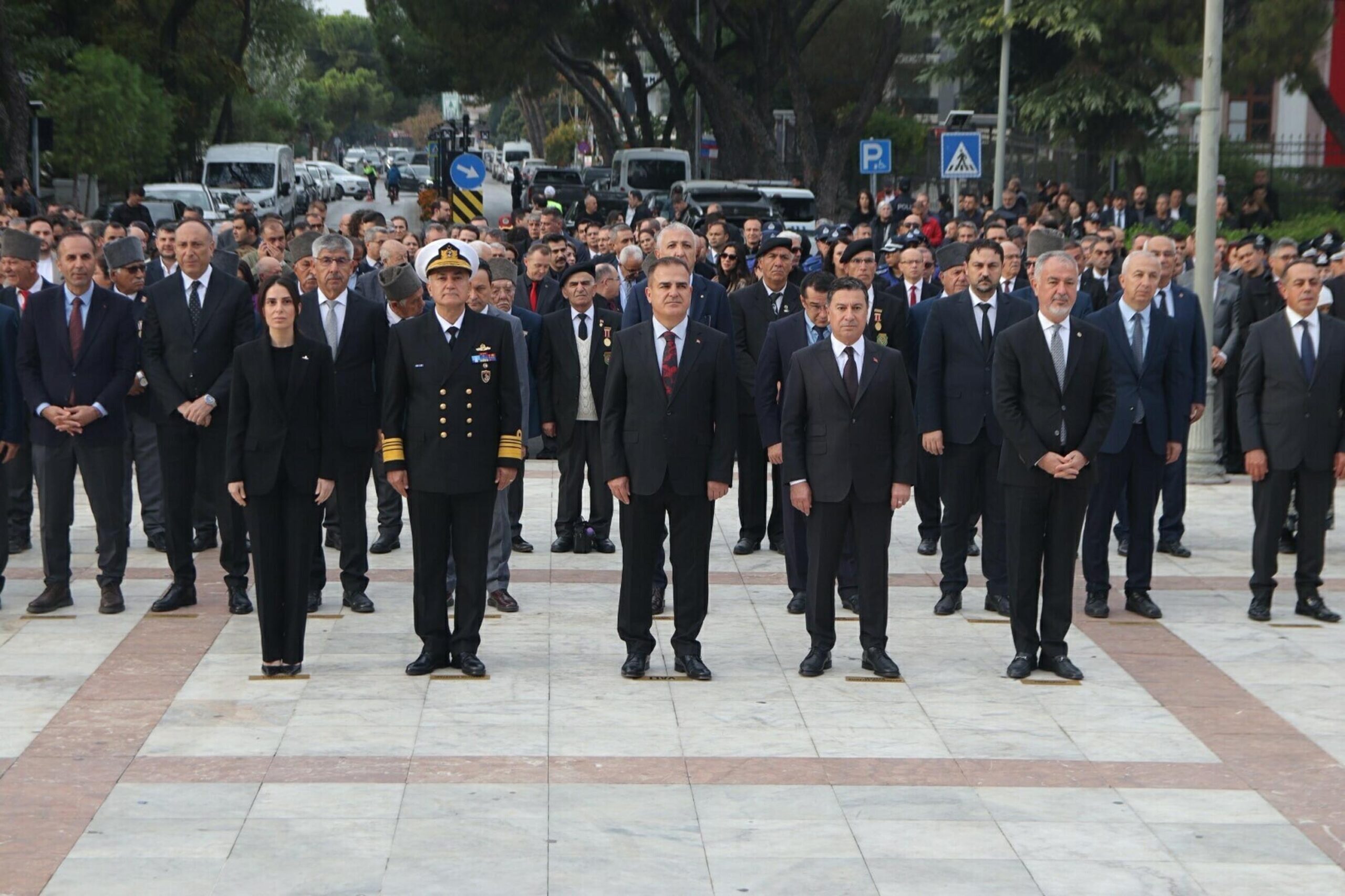Aziz ŞAHİN / MUĞLA, (DHA)-MUĞLA'nın merkez ilçesi Menteşe'de, büyük önder