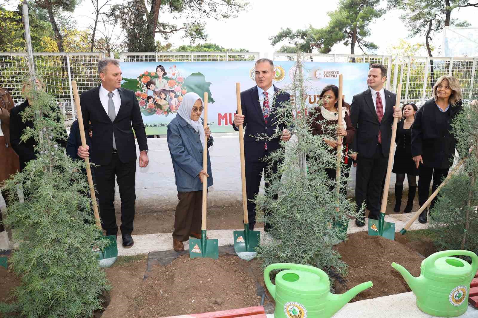 Muğla Valiliği koordinesinde 24 Kasım Öğretmenler Günü kapsamında ‘Türkiye Yüzyılı