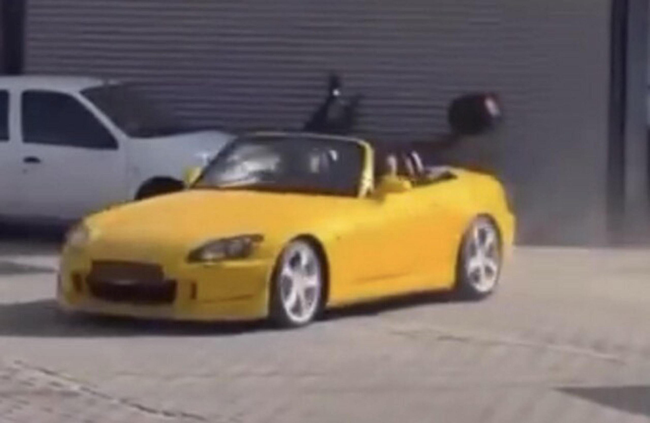 Gülgün AKYOKUŞ/FETHİYE (Muğla), (DHA)-MUĞLA'nın Seydikemer ilçesinde sanayi sitesi içinde drift