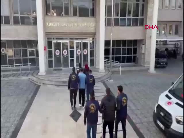 MUĞLA'da telefonda kendilerini 'polis' ve 'savcı' olarak tanıtıp, dolandırıcılık yaptıkları