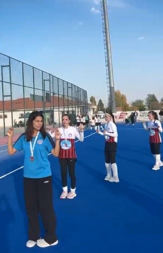 U13 Kızlar Türkiye Hokey Şampiyonası’nda zirveye çıkan Muğla İl Karması