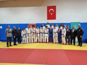 Okul Sporları faaliyetleri kapsamında düzenlenen Gençler Judo İl Birinciliği müsabakaları,
