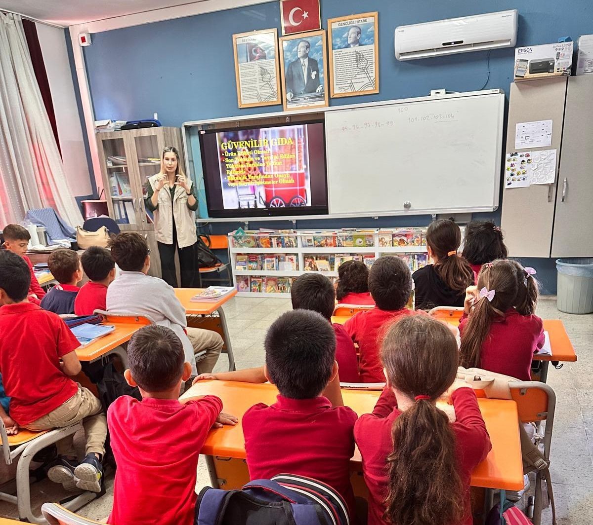 Muğla’nın Ortaca ilçesinde ilkokul öğrencilerine gıda güvenliği eğitimi verildi. Ortaca