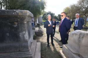 Cavit AKGÜN/MUĞLA, (DHA)-Muğla Valisi İdris Akbıyık, Köyceğiz ilçesinde bulunan Kaunos