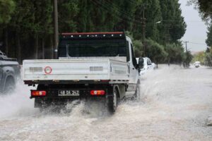 Meteoroloji Genel Müdürlüğü tarafından Perşembe günü yapılan sarı kodlu uyarının