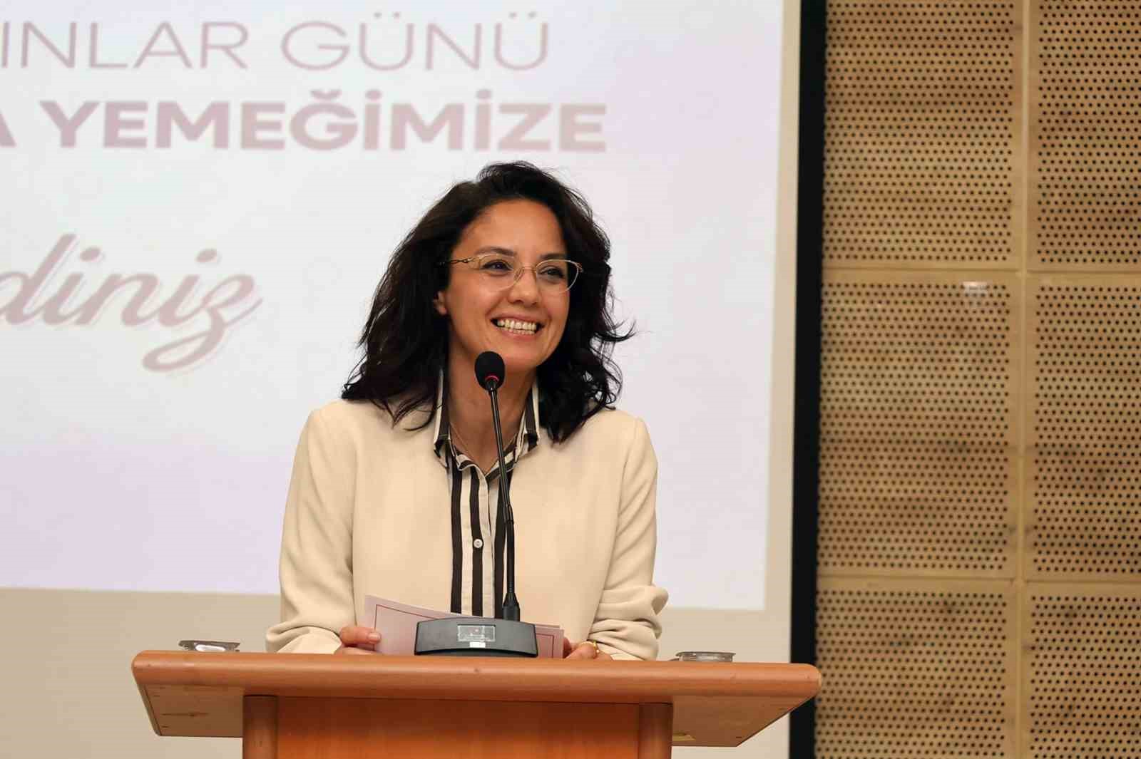 Menteşe Belediye Başkanı Gonca Köksal Aras, kadın çalışanların doğum sonrası