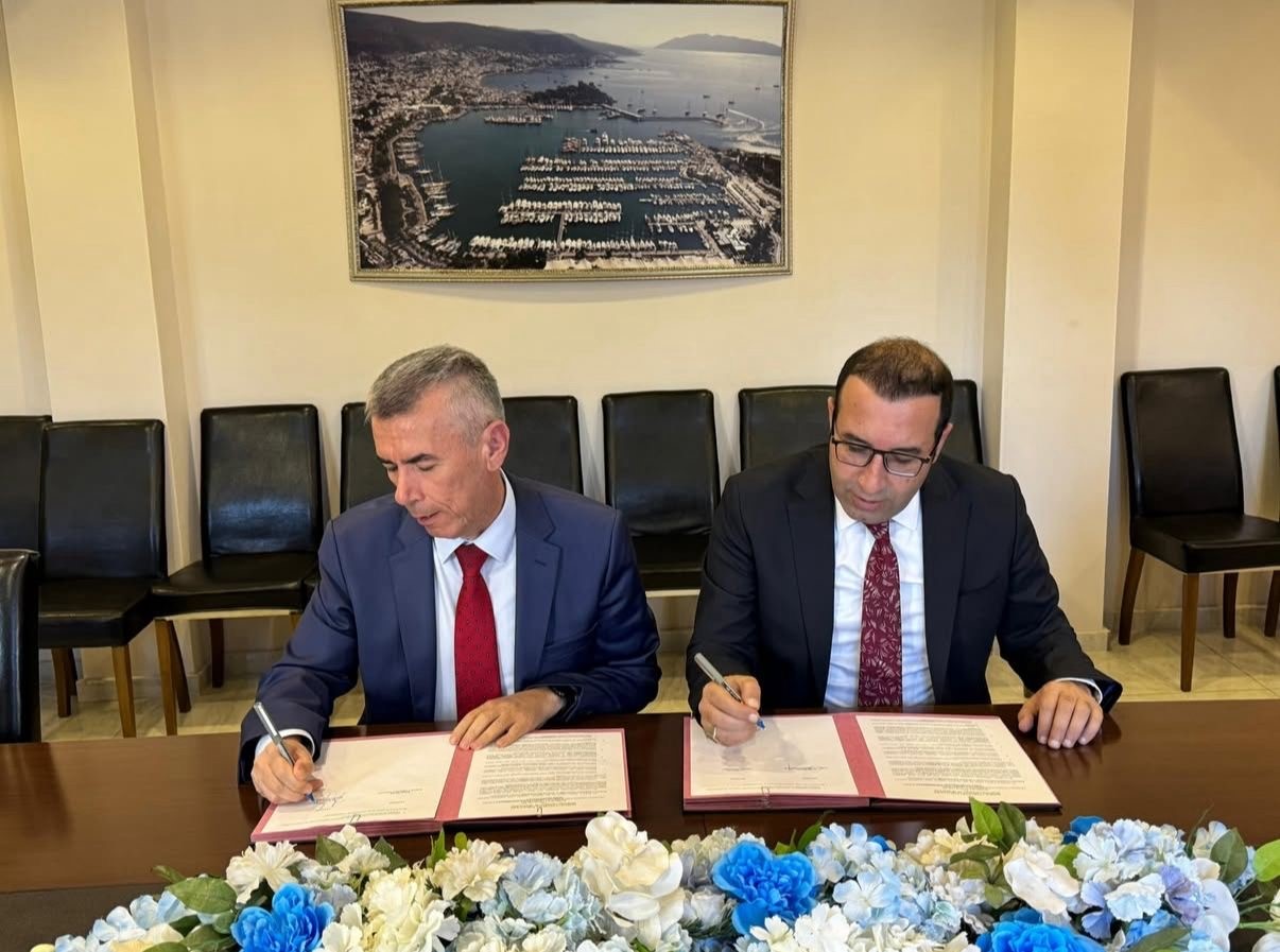 Haklarında kamuya yararlı bir işte ücretsiz olarak çalıştırılmasına karar verilen